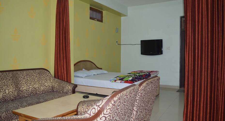 Hotel Sanskar, Baran 4